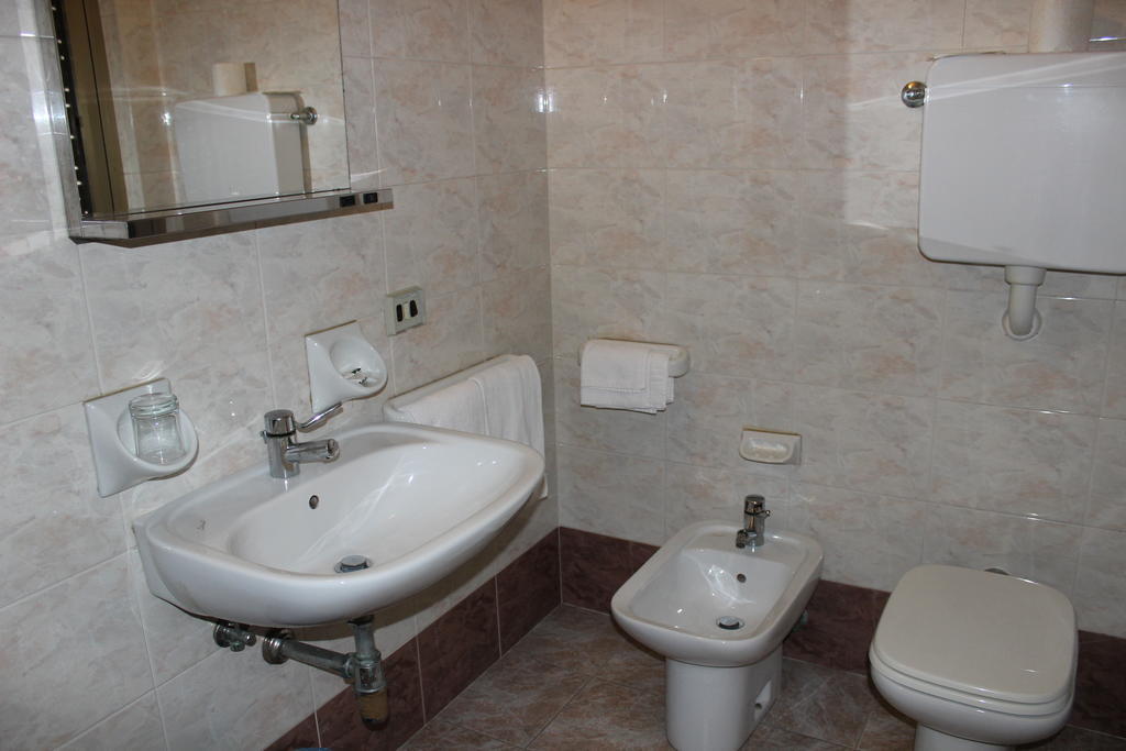 Albergo Napoleone Sant'Ambrogio di Valpolicella Bilik gambar